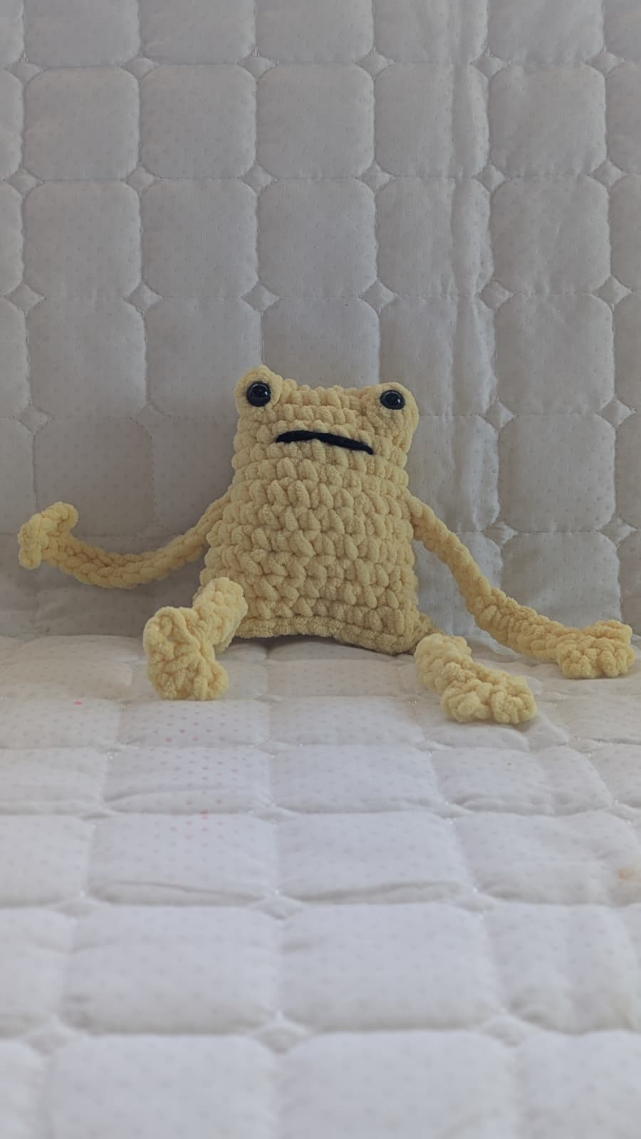 Handmade Crochet Green Frog Plush – Cute Amigurumi Soft Toy