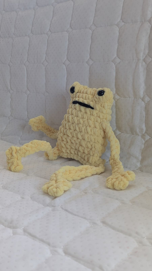 Handmade Crochet Green Frog Plush – Cute Amigurumi Soft Toy